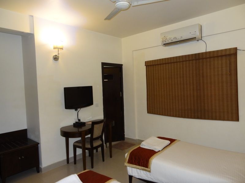 Hotel Amshi International Бангалор Экстерьер фото