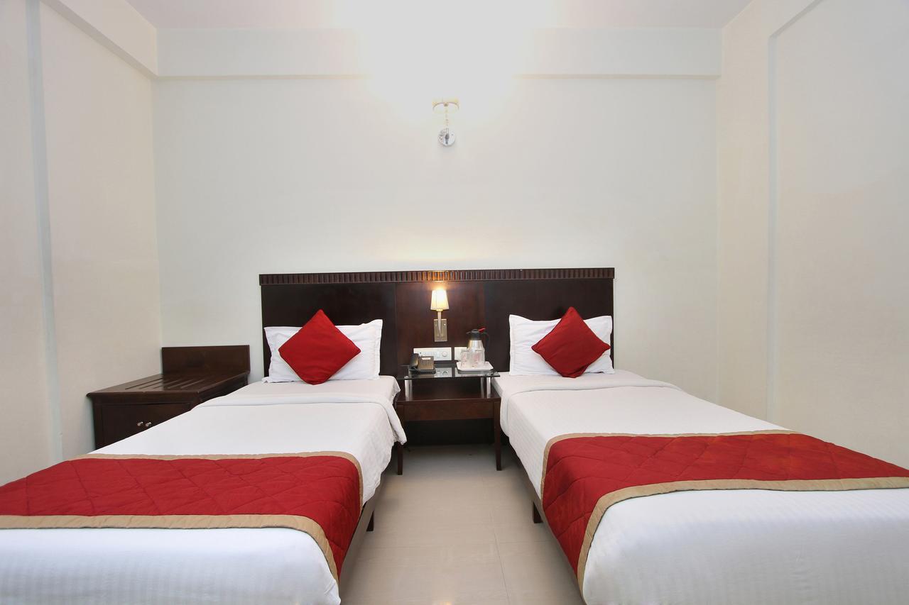 Hotel Amshi International Бангалор Экстерьер фото